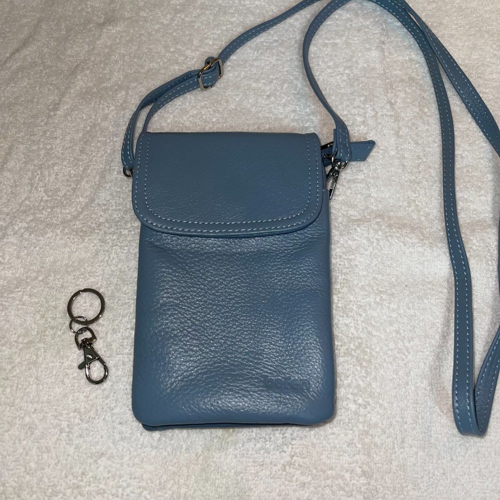 Befen Crossbody with strap cellphone wallet